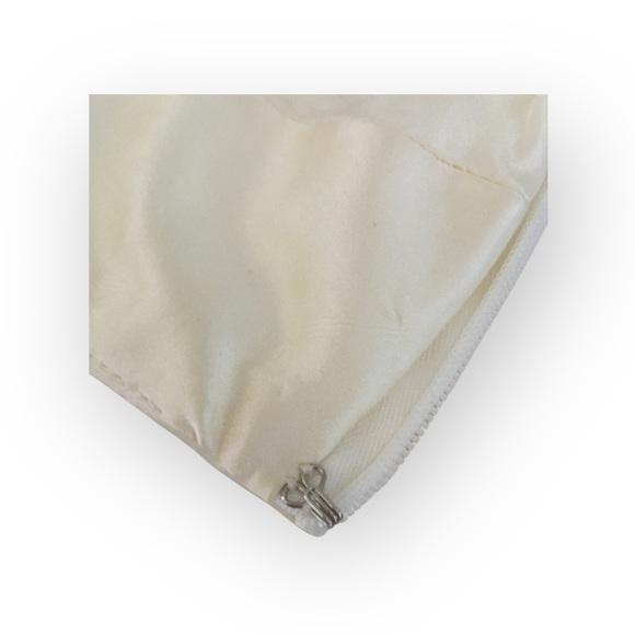 Carmen Marc Valvo Collection ๐ฆน Tier Layers Silk A Line Ballgown Skirt ๐ฆน Ivory - Picture 8 of 14